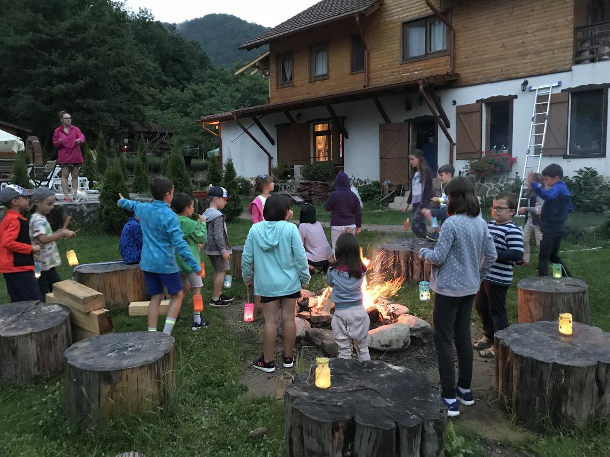 Gasthaus Maria Borlova Ngoại thất bức ảnh